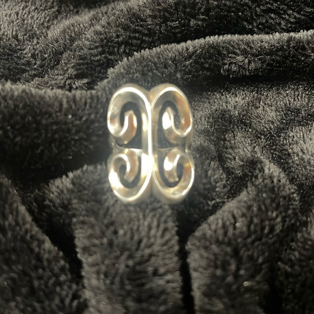 Vintage sterling silver ring